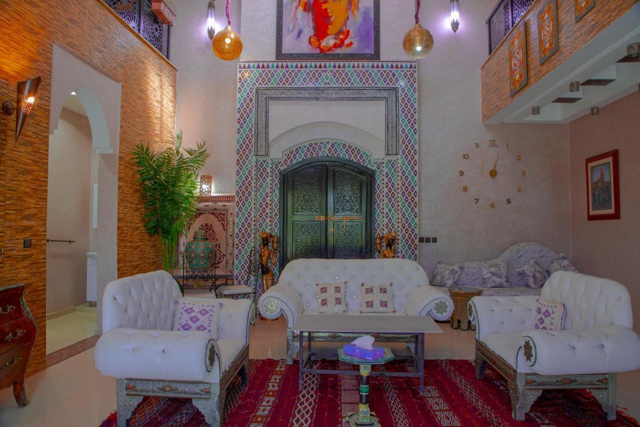 Jnanat Aicha Guesthouse Wawizelte Экстерьер фото