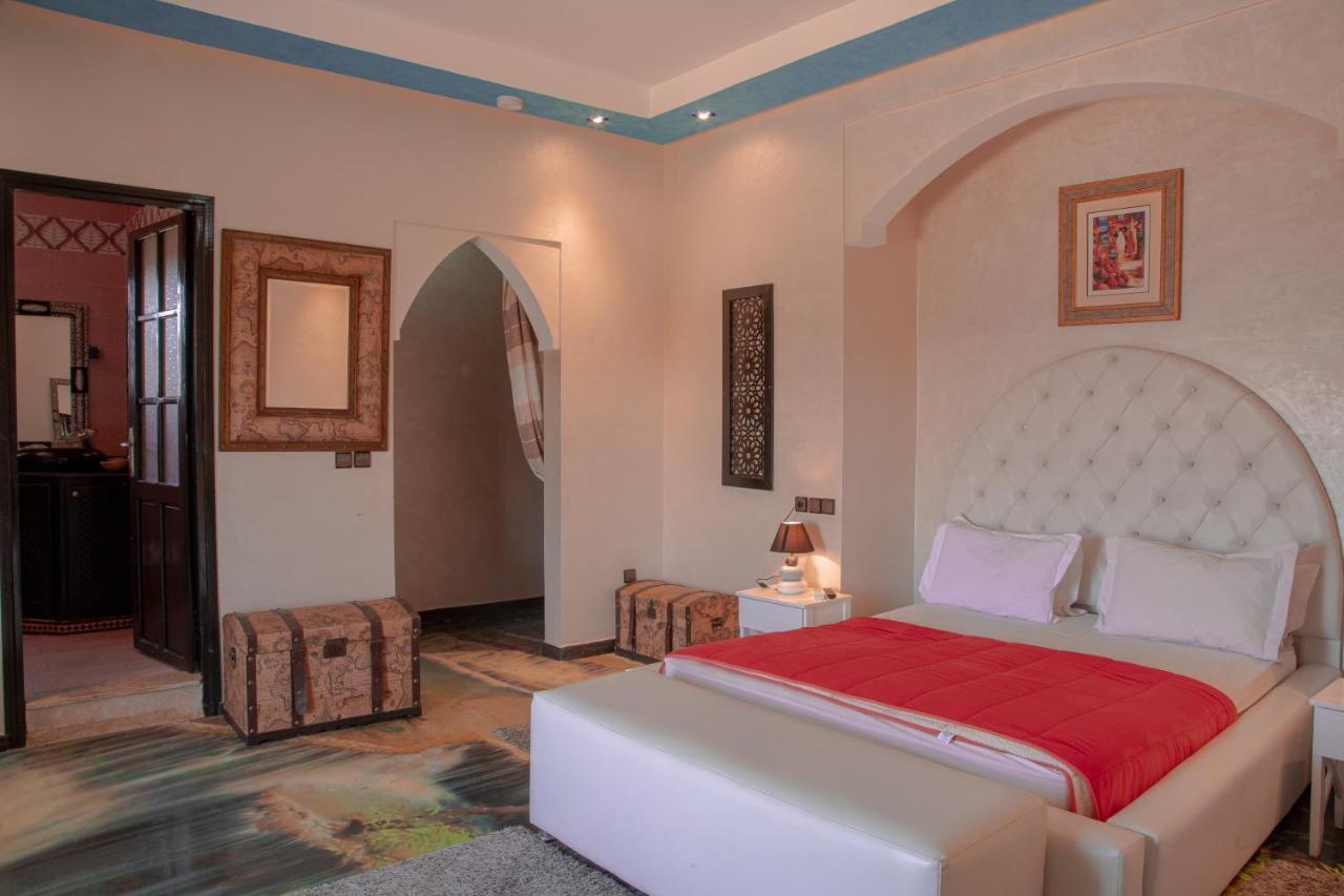 Jnanat Aicha Guesthouse Wawizelte Экстерьер фото