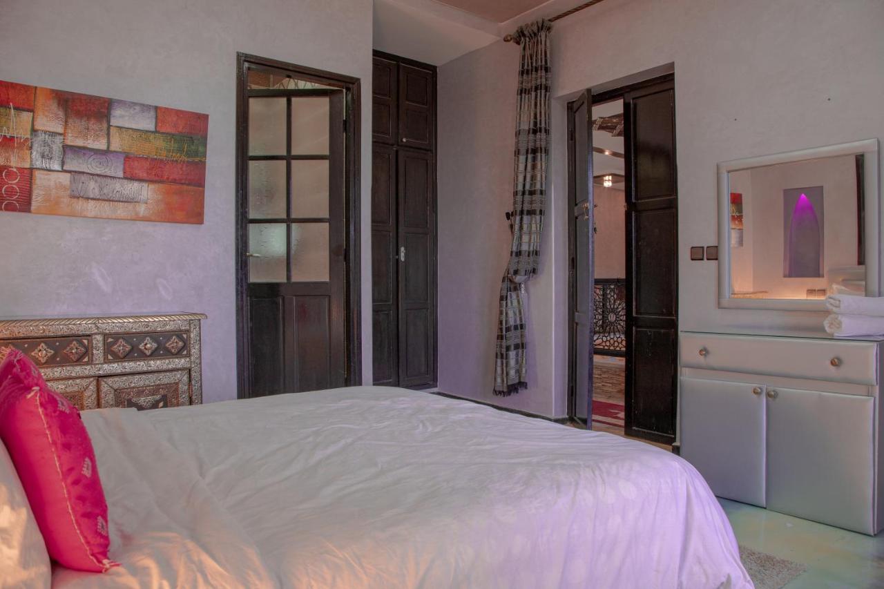 Jnanat Aicha Guesthouse Wawizelte Экстерьер фото