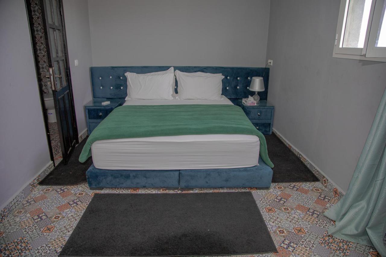 Jnanat Aicha Guesthouse Wawizelte Экстерьер фото