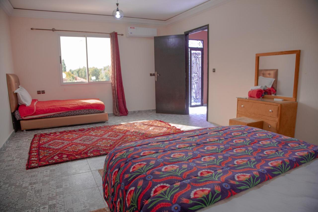 Jnanat Aicha Guesthouse Wawizelte Экстерьер фото