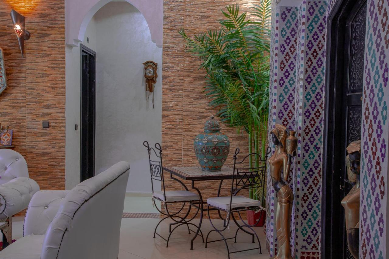 Jnanat Aicha Guesthouse Wawizelte Экстерьер фото