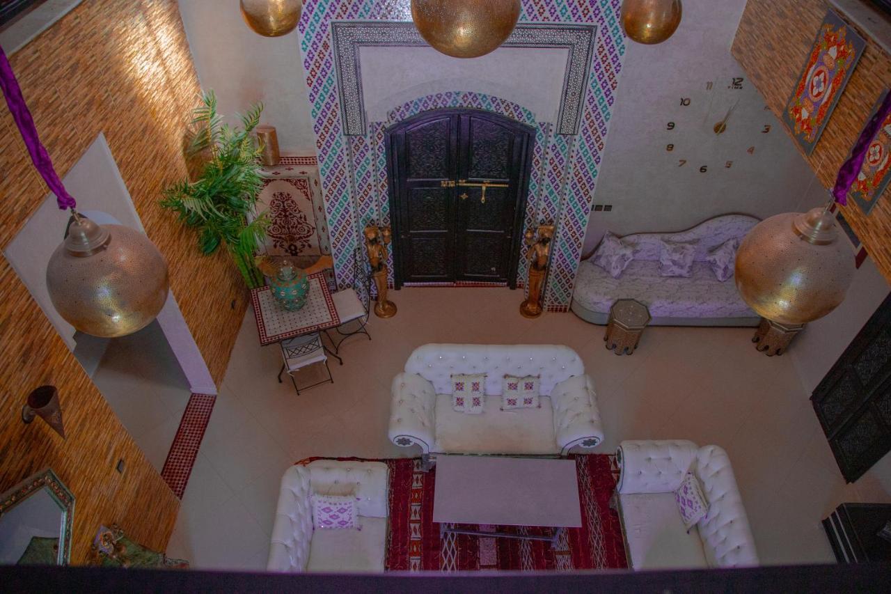 Jnanat Aicha Guesthouse Wawizelte Экстерьер фото