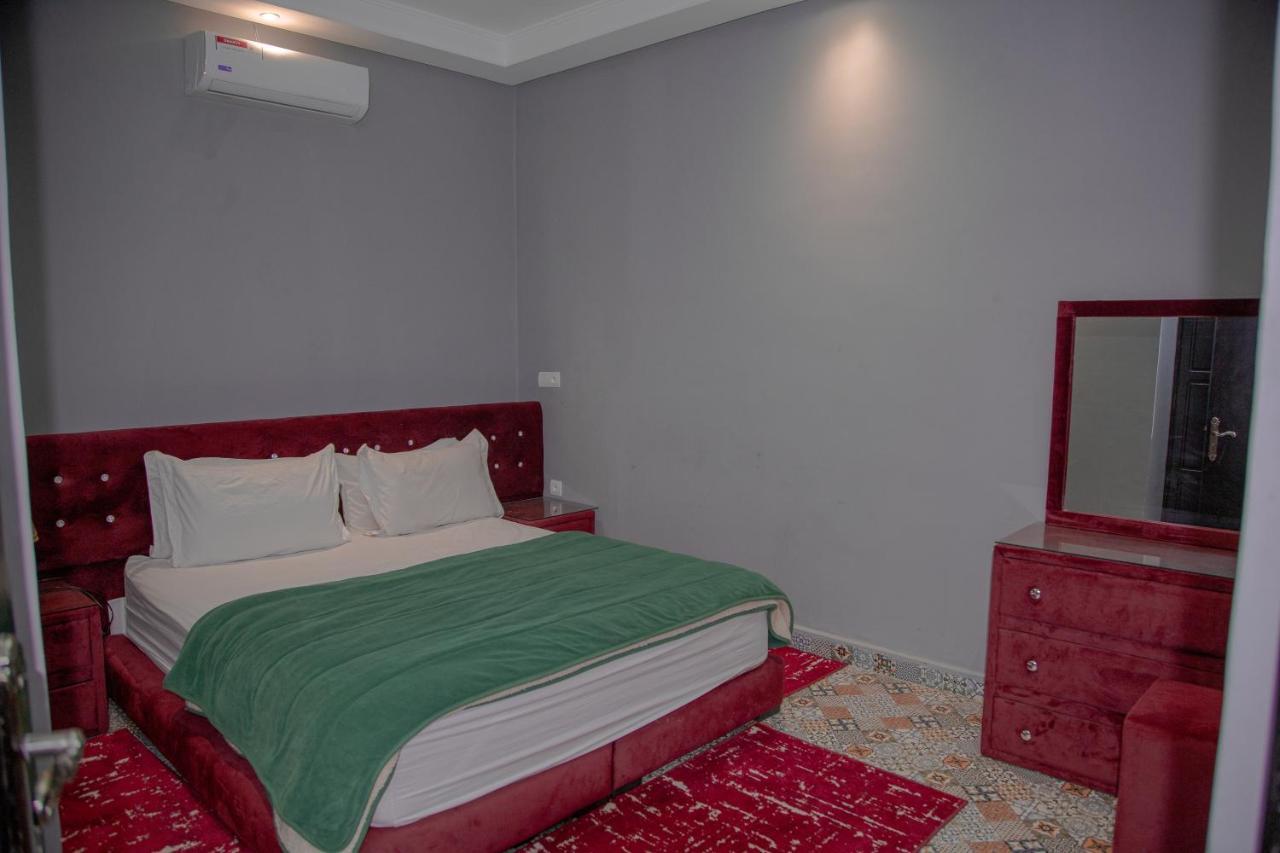 Jnanat Aicha Guesthouse Wawizelte Экстерьер фото