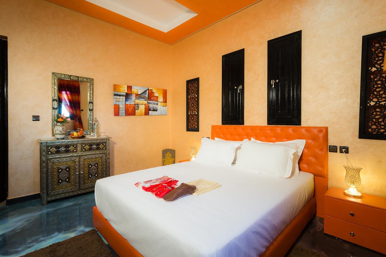 Jnanat Aicha Guesthouse Wawizelte Экстерьер фото