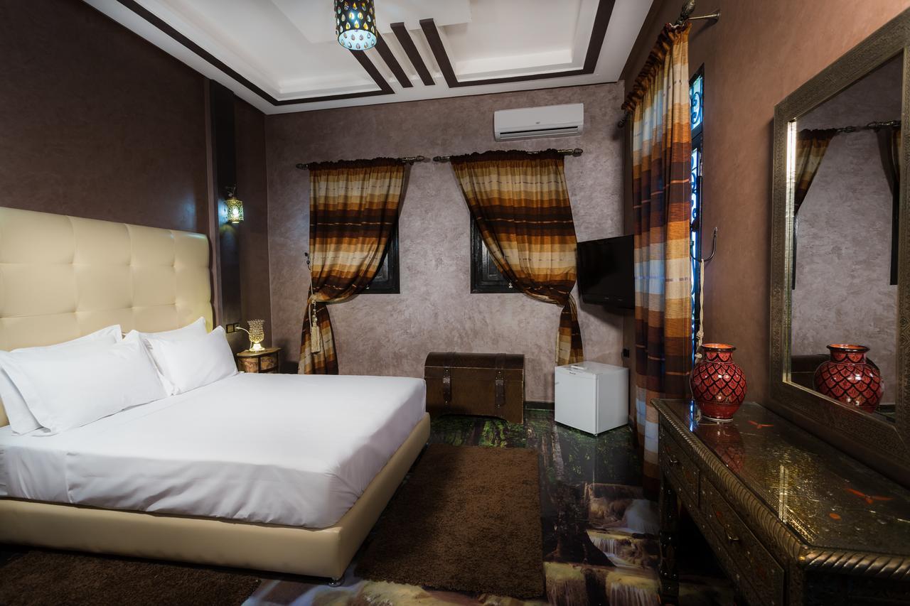 Jnanat Aicha Guesthouse Wawizelte Экстерьер фото